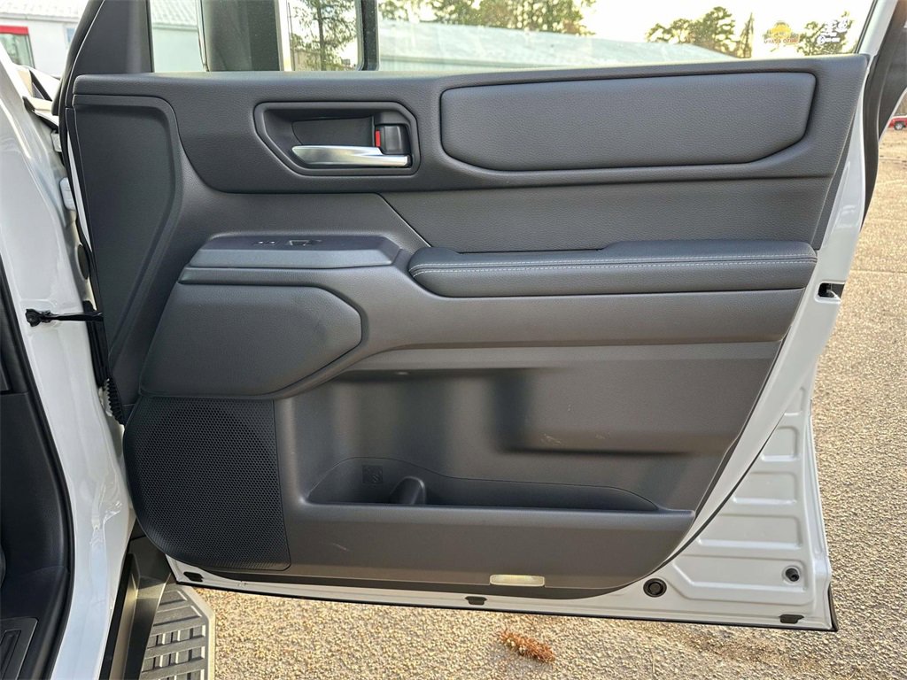 Used 2025 Toyota Land Cruiser image 12