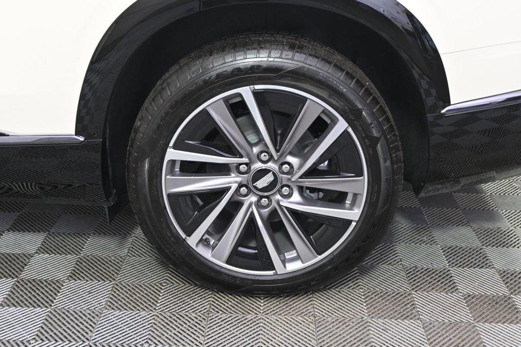 New 2027 Cadillac Vistiq Sport w/ LPO, Floor Liner Package AWD/4WD image 20