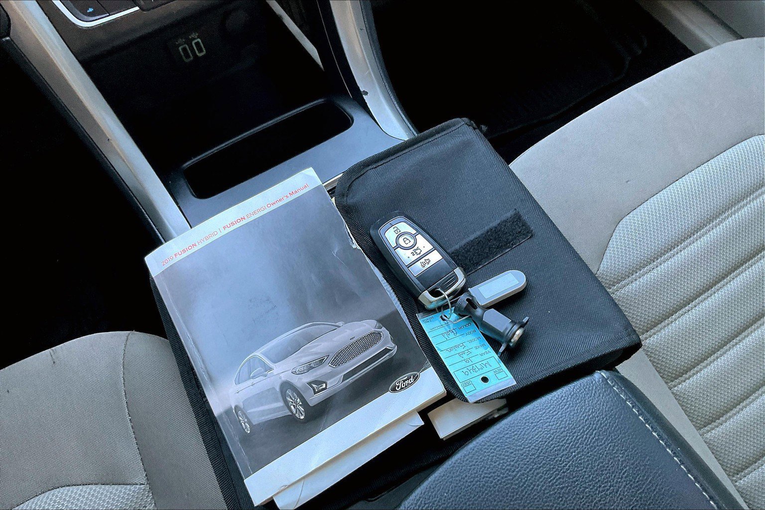 Used 2019 Ford Fusion SE image 14
