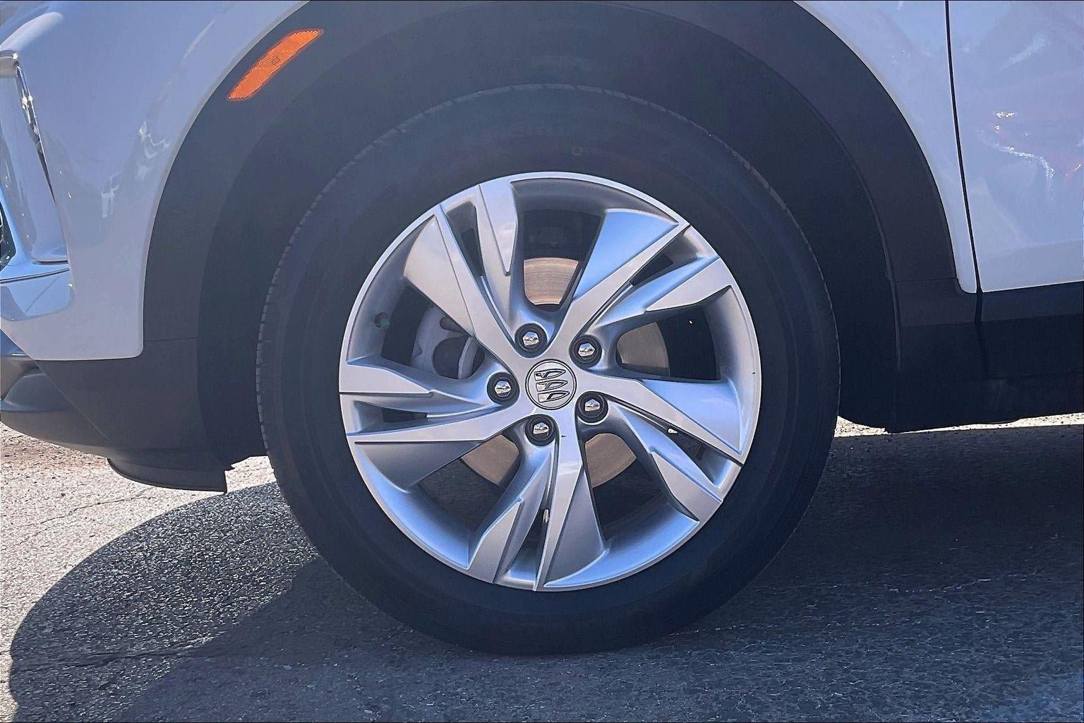 Used 2025 Buick Encore GX Preferred AWD/4WD image 10