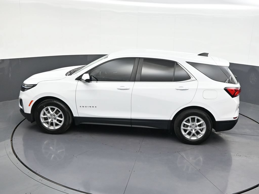 Used 2024 Chevrolet Equinox LT FWD image 16