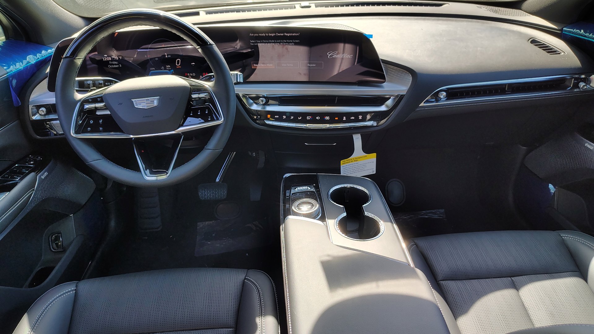 New 2026 Cadillac Lyriq Premium Luxury image 13