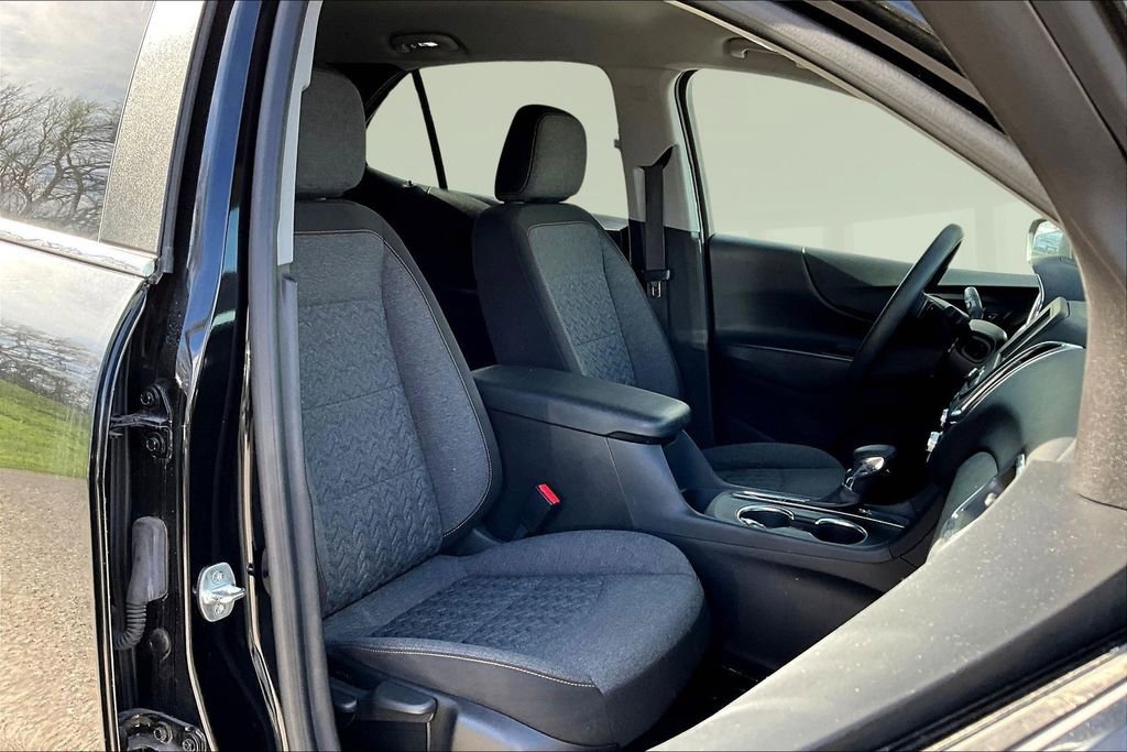 Used 2023 Chevrolet Equinox LT FWD image 26
