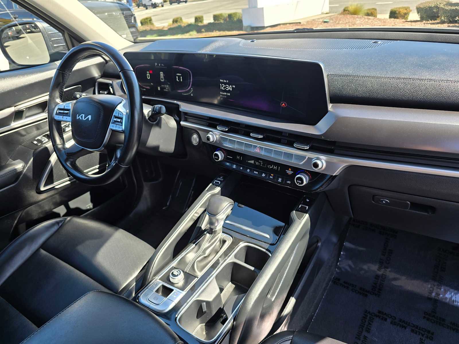 Used 2023 Kia Telluride S image 10