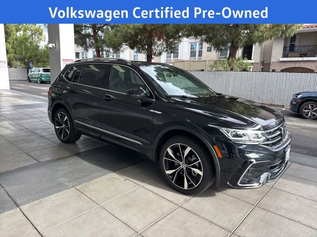 Certified 2024 Volkswagen Tiguan SEL R-Line image 11