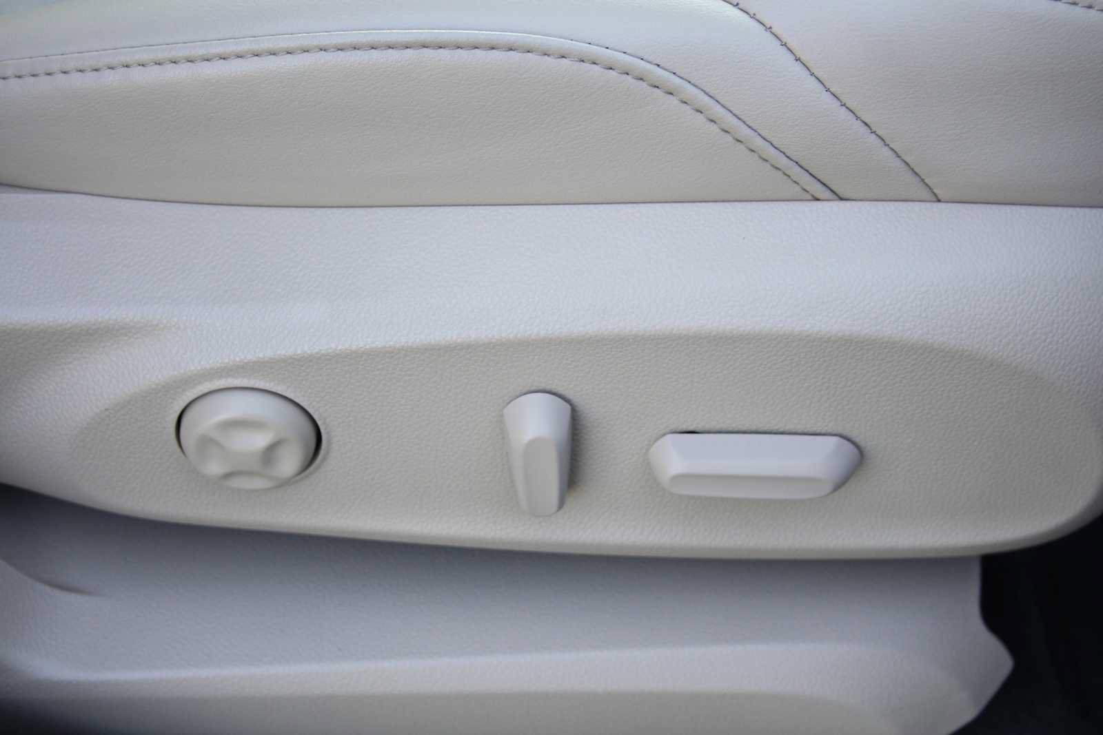 Used 2017 Buick Envision Preferred FWD image 21
