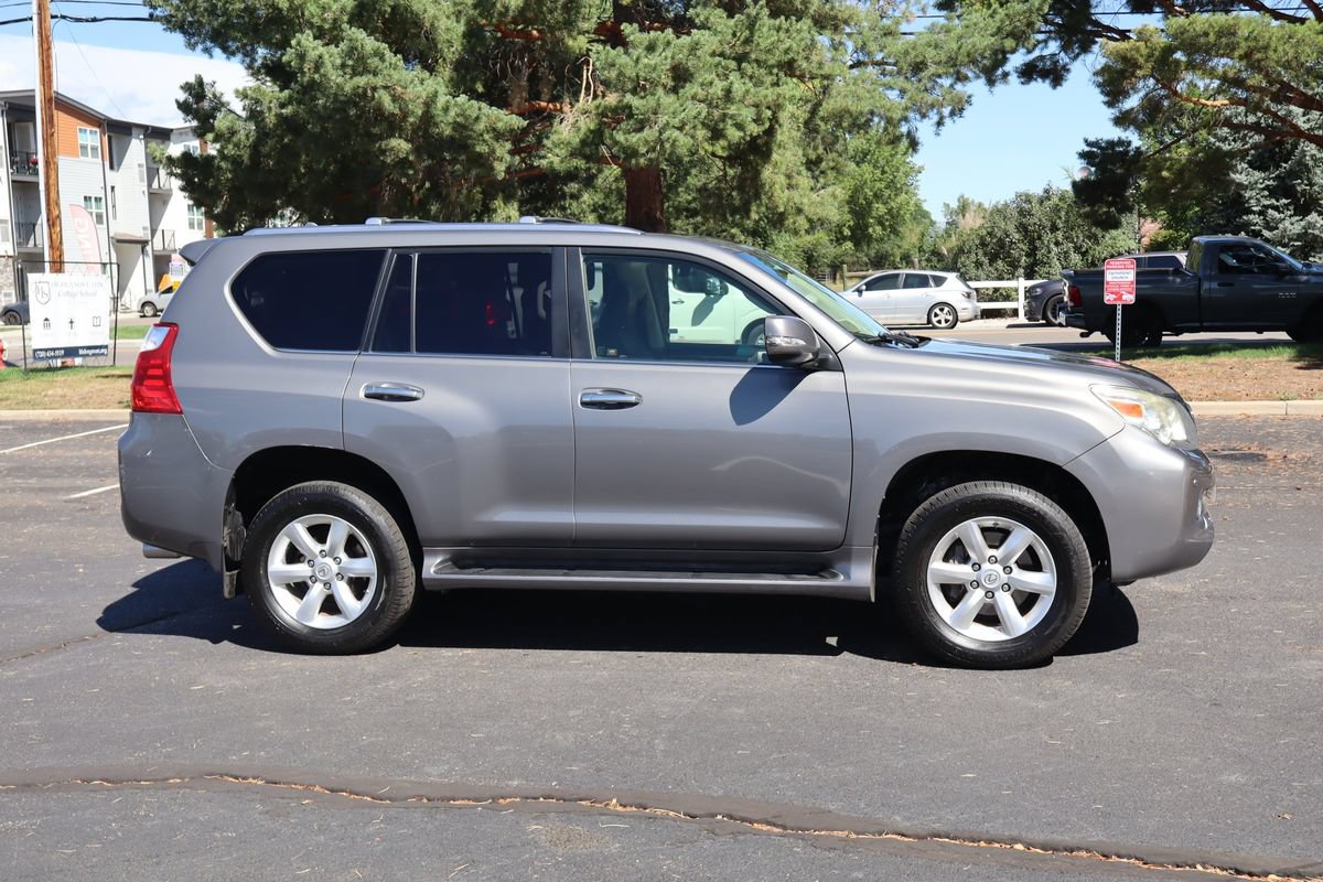 Used 2010 Lexus GX 460 AWD/4WD image 3