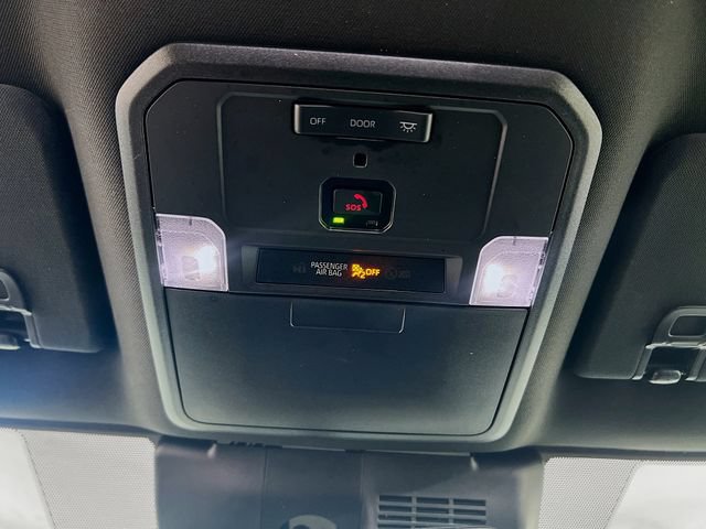 Used 2024 Toyota Tacoma SR5 AWD/4WD image 20