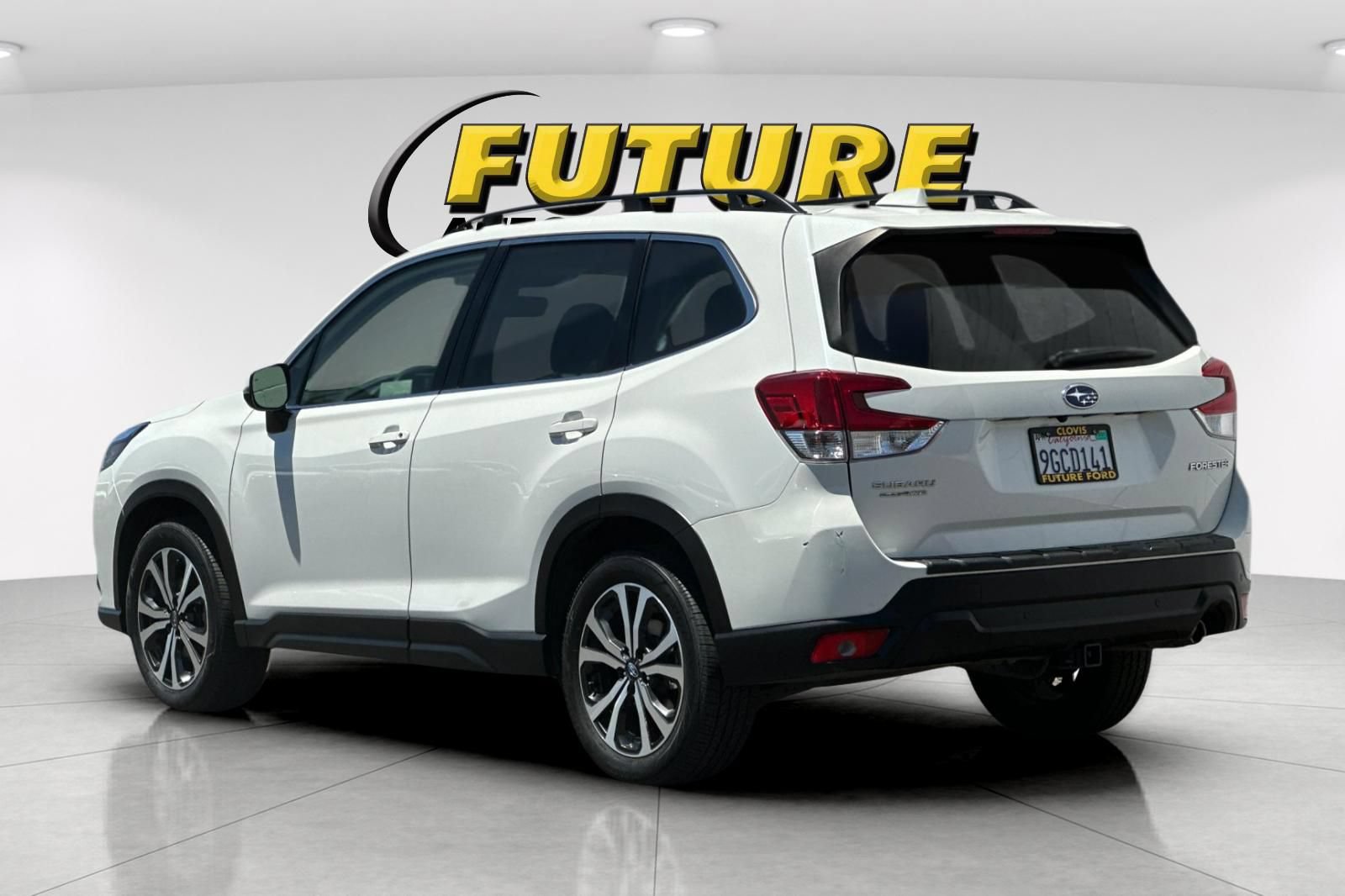 Used 2023 Subaru Forester Limited AWD/4WD image 5