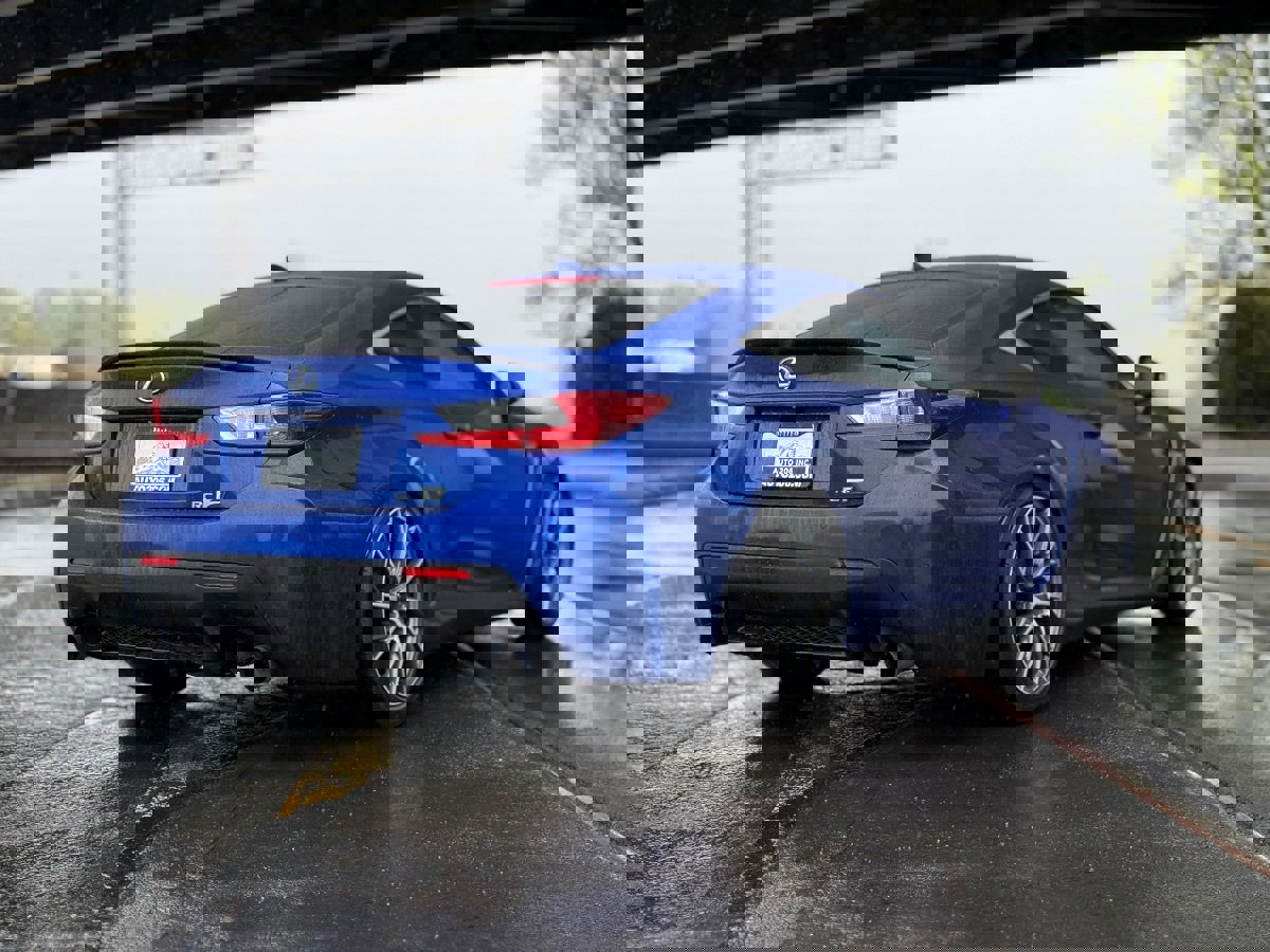 Used 2015 Lexus RC F w/ Premium Package image 3