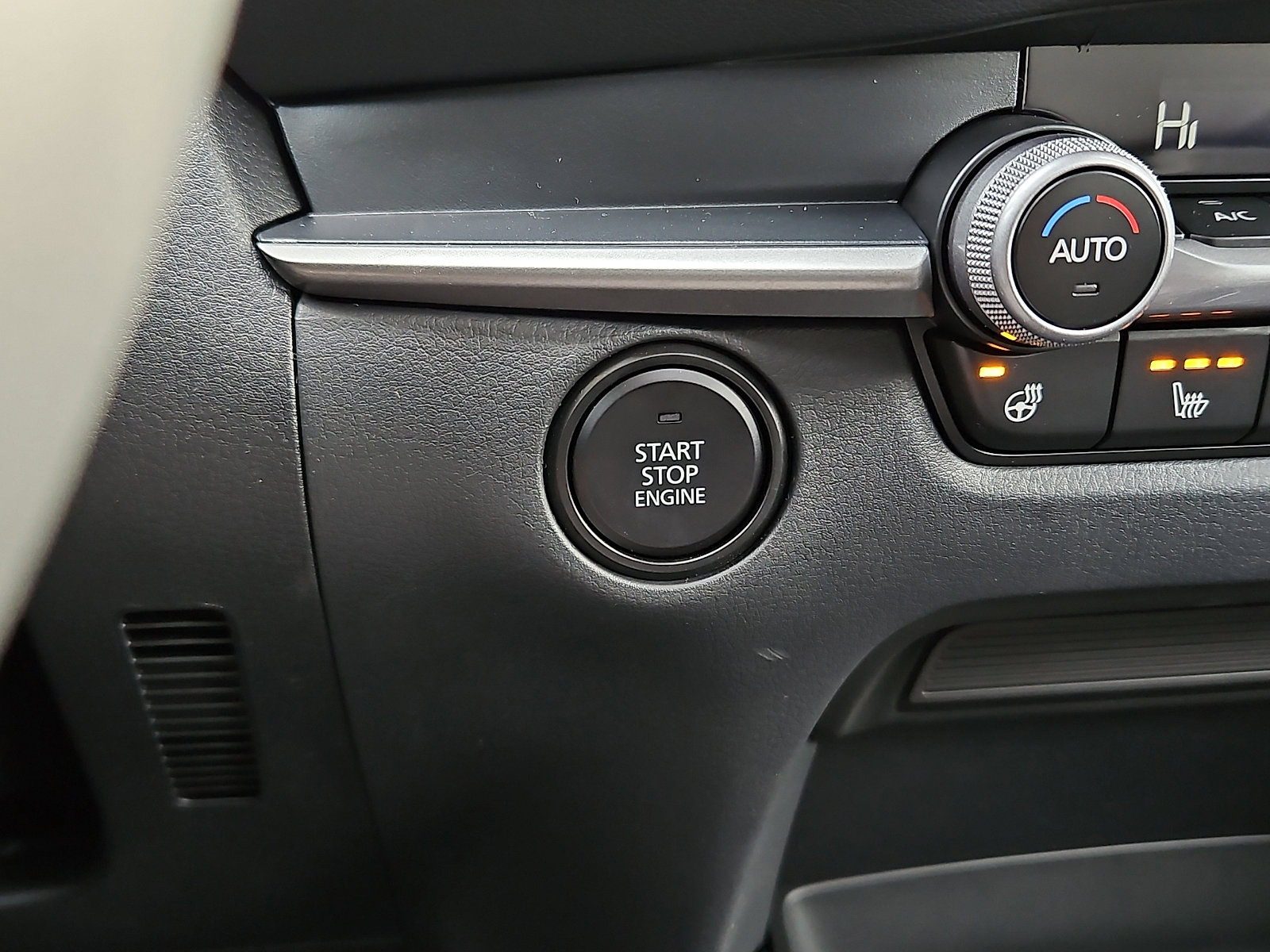 New 2026 MAZDA CX-30 AWD 2.5 S w/ Premium Package image 18