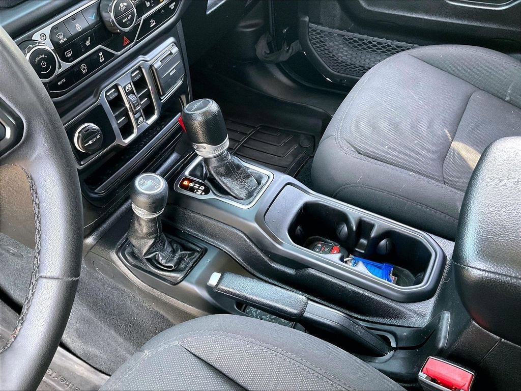 Used 2023 Jeep Gladiator Sport AWD/4WD image 19