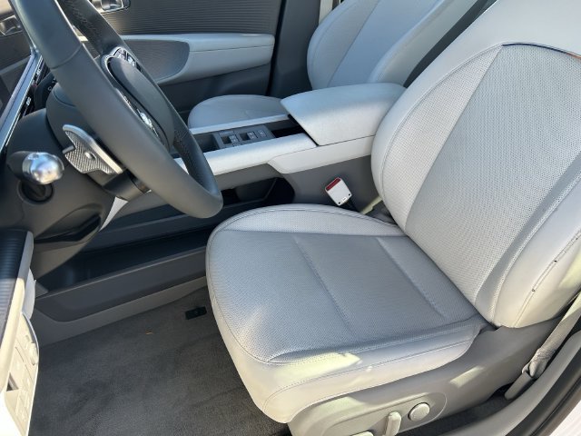 Used 2023 Hyundai Ioniq 6 SEL RWD image 21