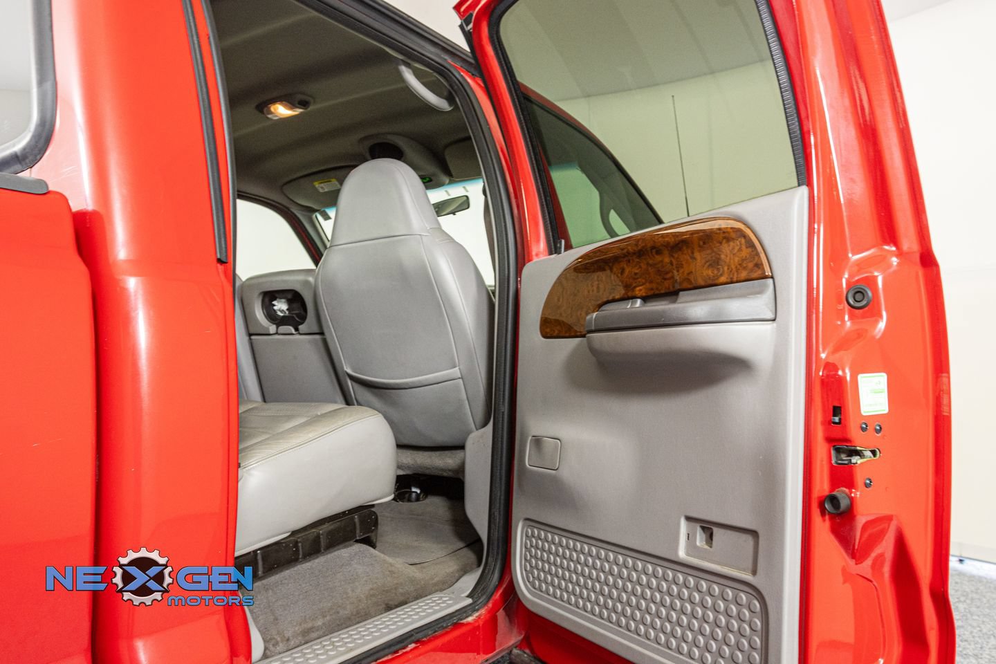 Used 2001 Ford F350 Lariat AWD/4WD image 27