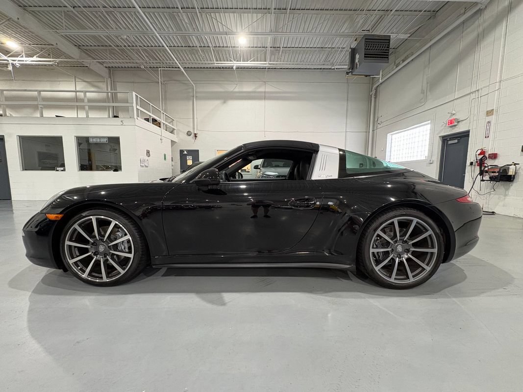 Used 2016 Porsche 911 Targa 4 AWD/4WD image 4