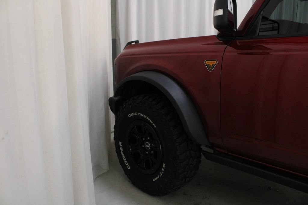 Used 2025 Ford Bronco Badlands AWD/4WD image 27