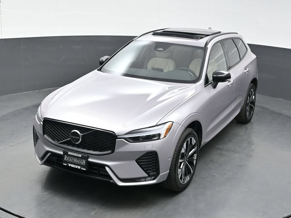 New 2026 Volvo XC60 B5 Plus w/ Climate Package PRO AWD/4WD image 32