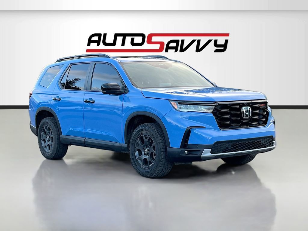 Used 2025 Honda Pilot TrailSport