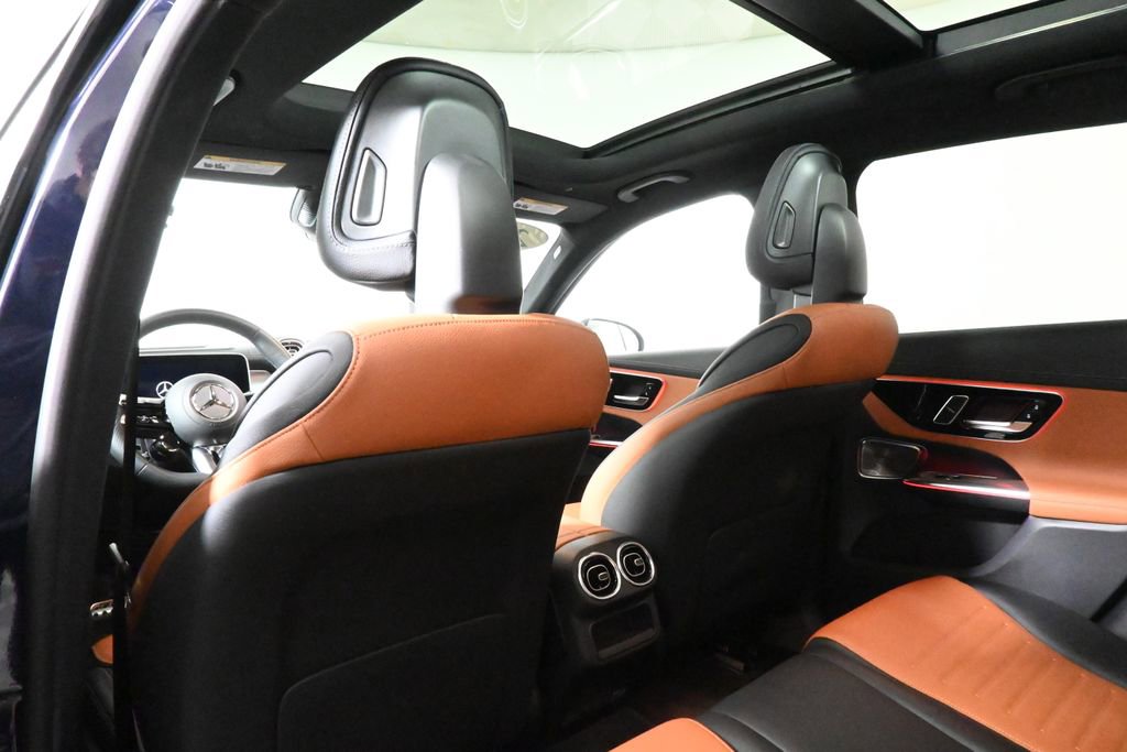 Used 2024 Mercedes-Benz GLC 43 AMG 4MATIC image 29