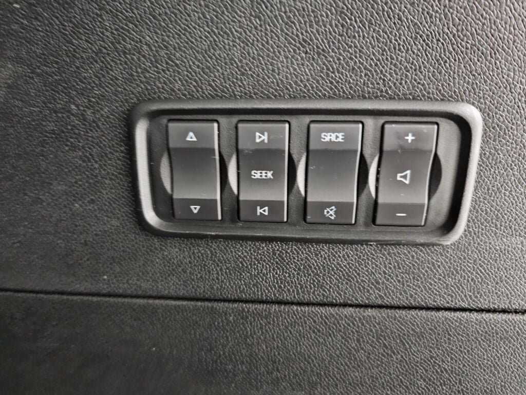 Used 2014 GMC Acadia Denali AWD/4WD image 18