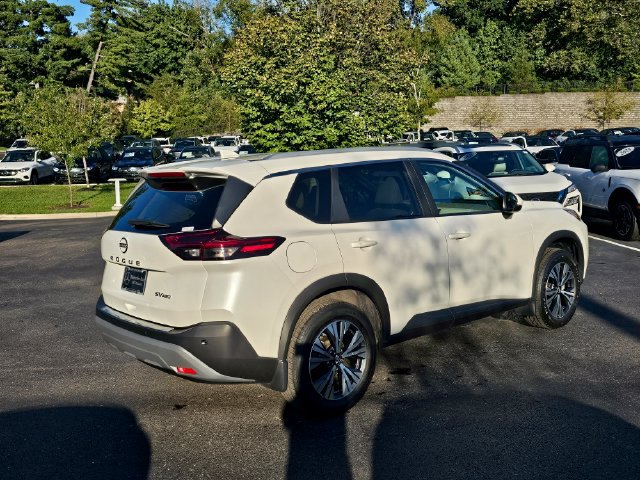 Used 2023 Nissan Rogue SV w/ SV Premium Package AWD/4WD image 9