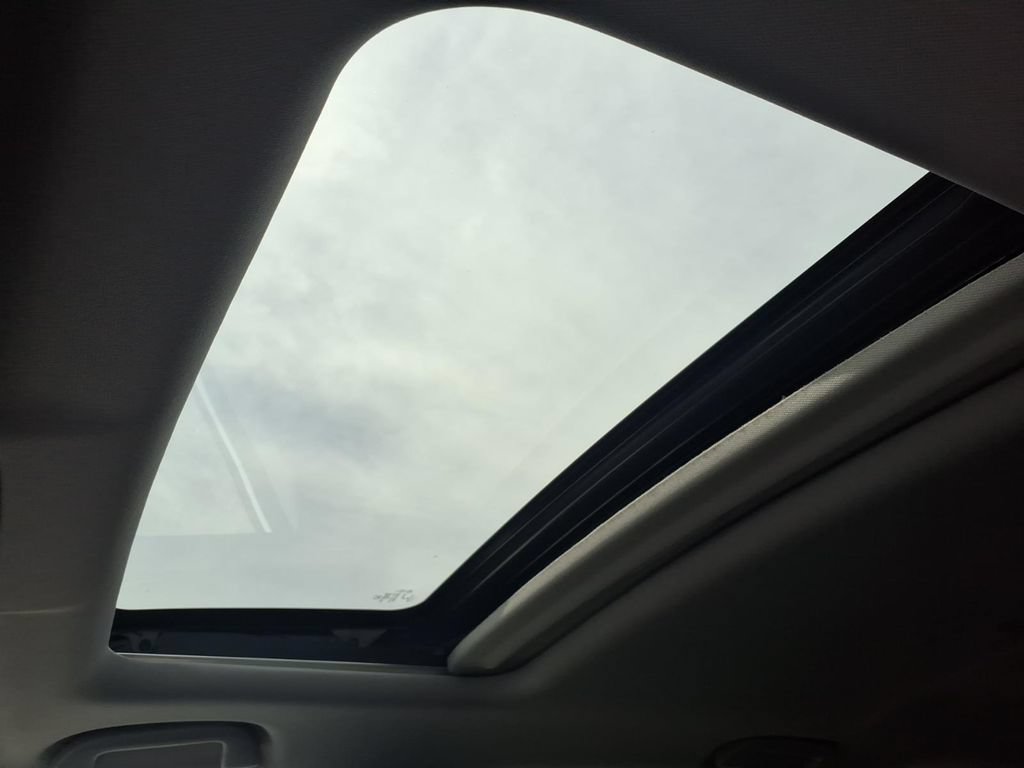 Used 2019 Honda CR-V EX image 14