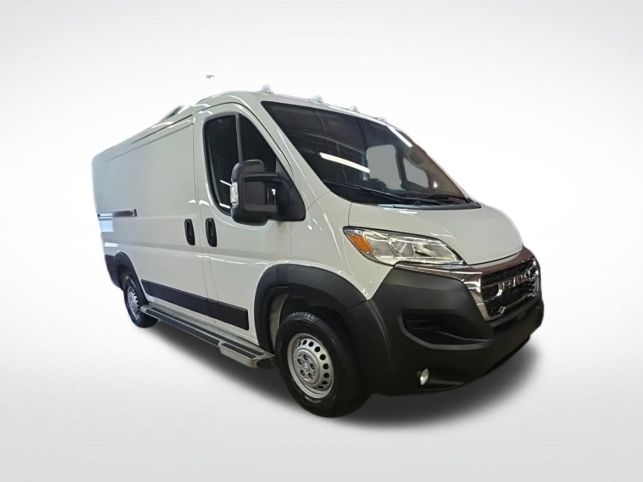 Used 2025 RAM ProMaster 2500 w/ U-Haul Equipment Group FWD image 2