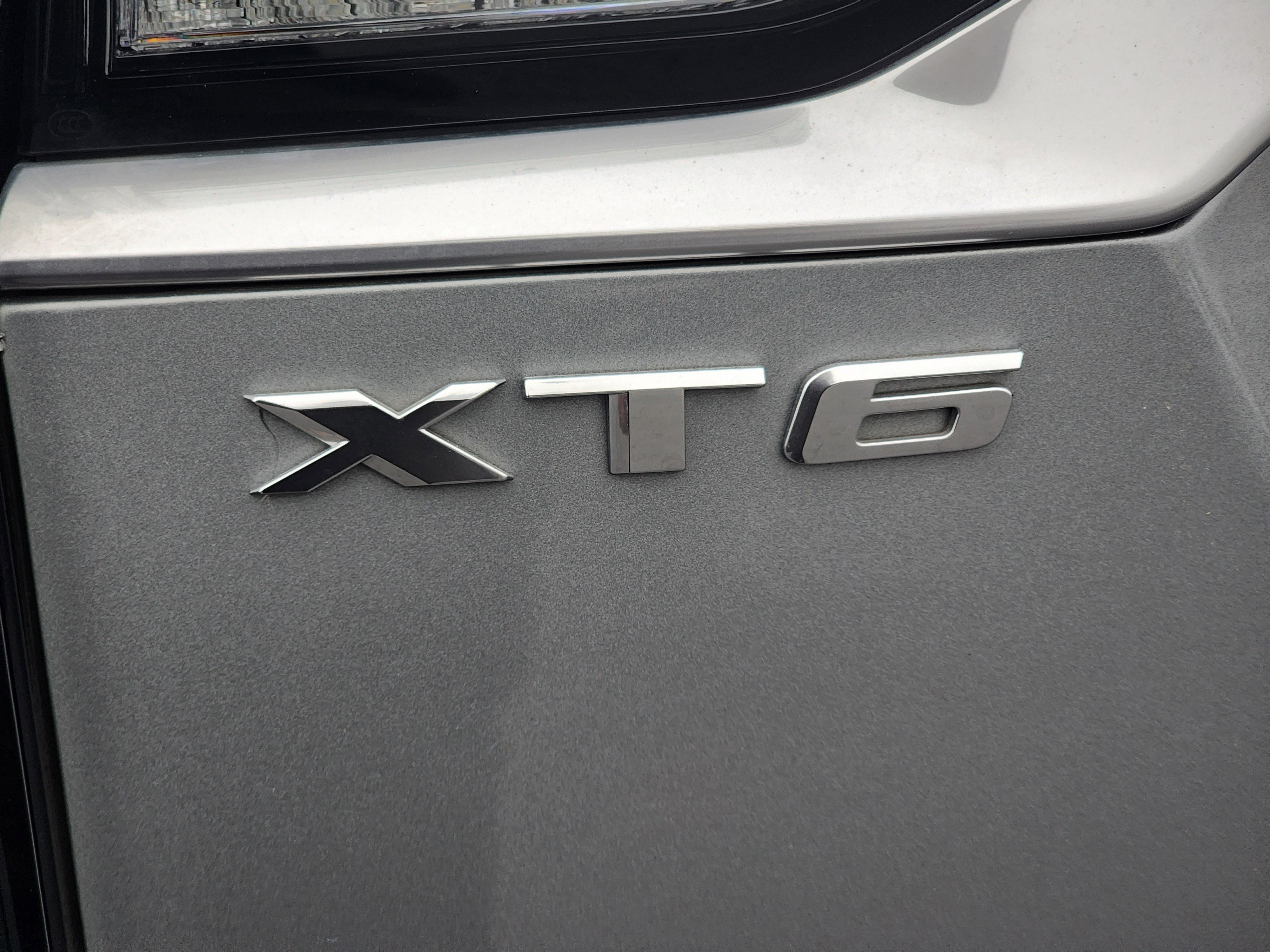 Used 2023 Cadillac XT6 Sport w/ Platinum Package image 12