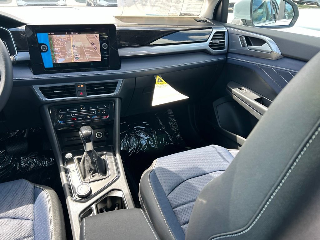 New 2026 Volkswagen Taos SEL AWD/4WD image 11