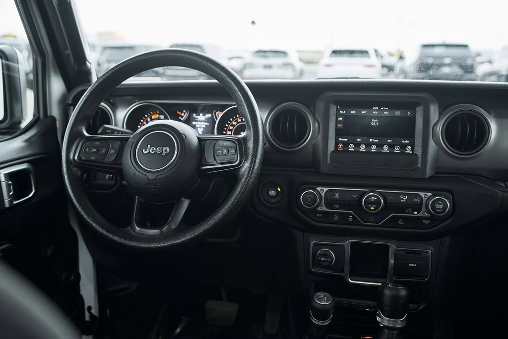 Used 2023 Jeep Wrangler Sport image 38