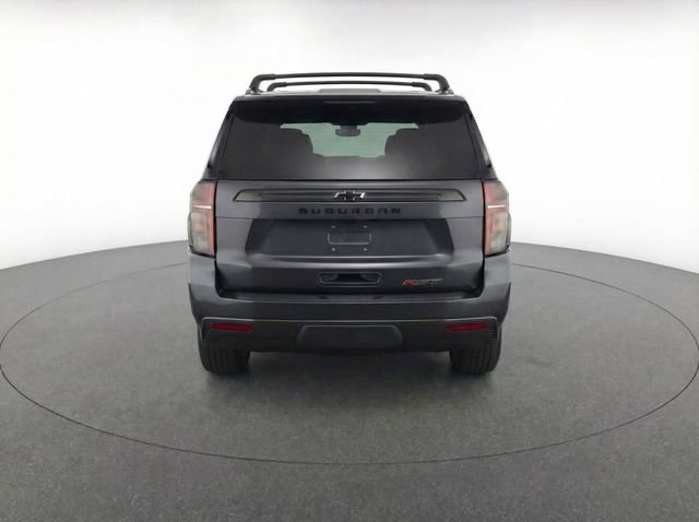 Used 2022 Chevrolet Suburban RST w/ Luxury Package image 3