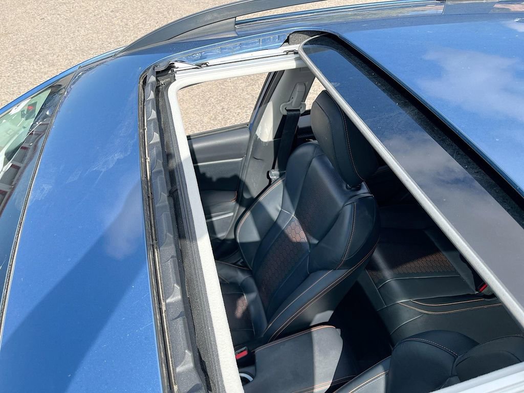 Used 2023 Subaru Crosstrek 2.5i Limited w/ Moonroof Package image 21