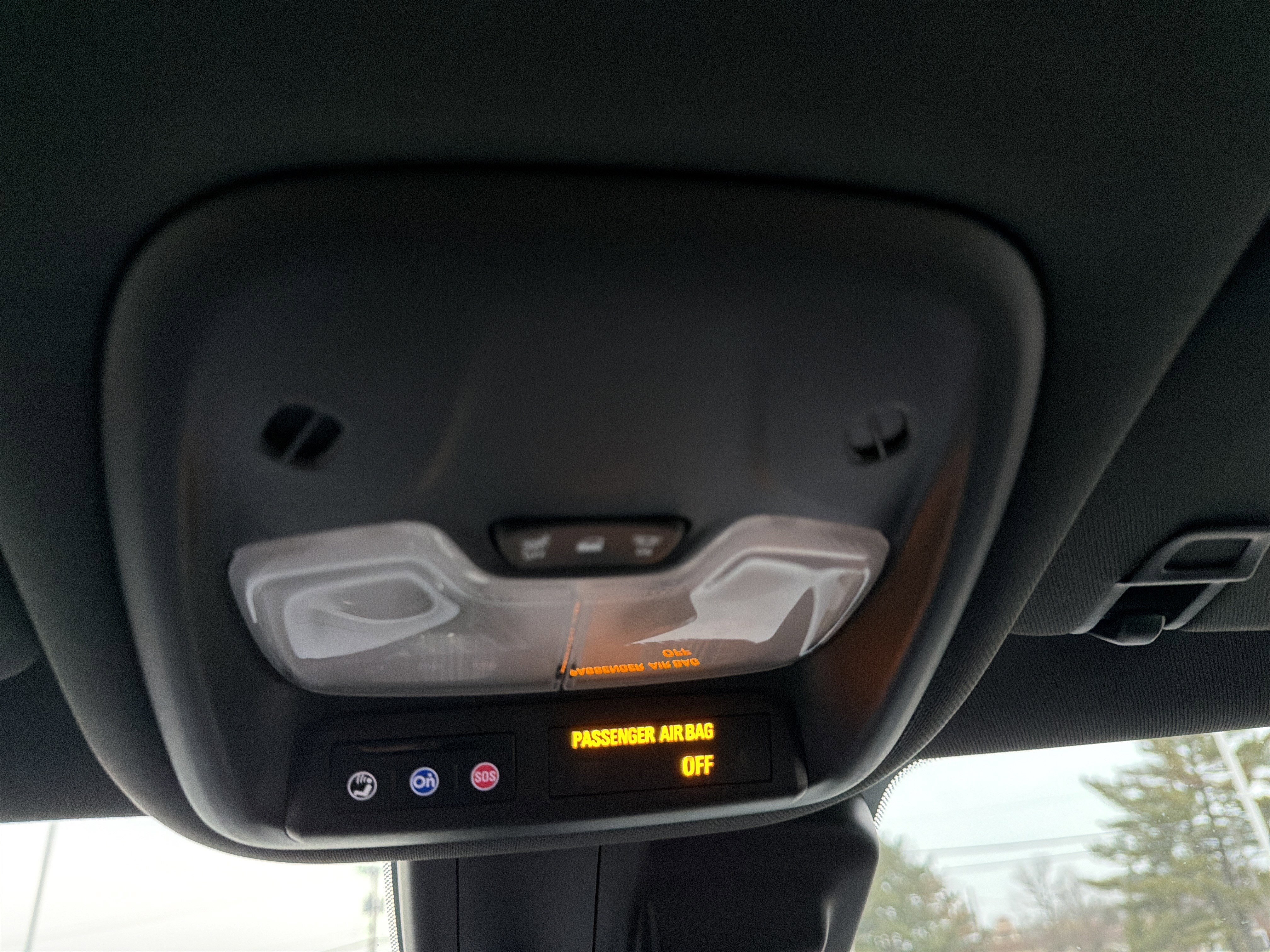 Used 2024 Chevrolet TrailBlazer RS w/ Driver Confidence Package image 34