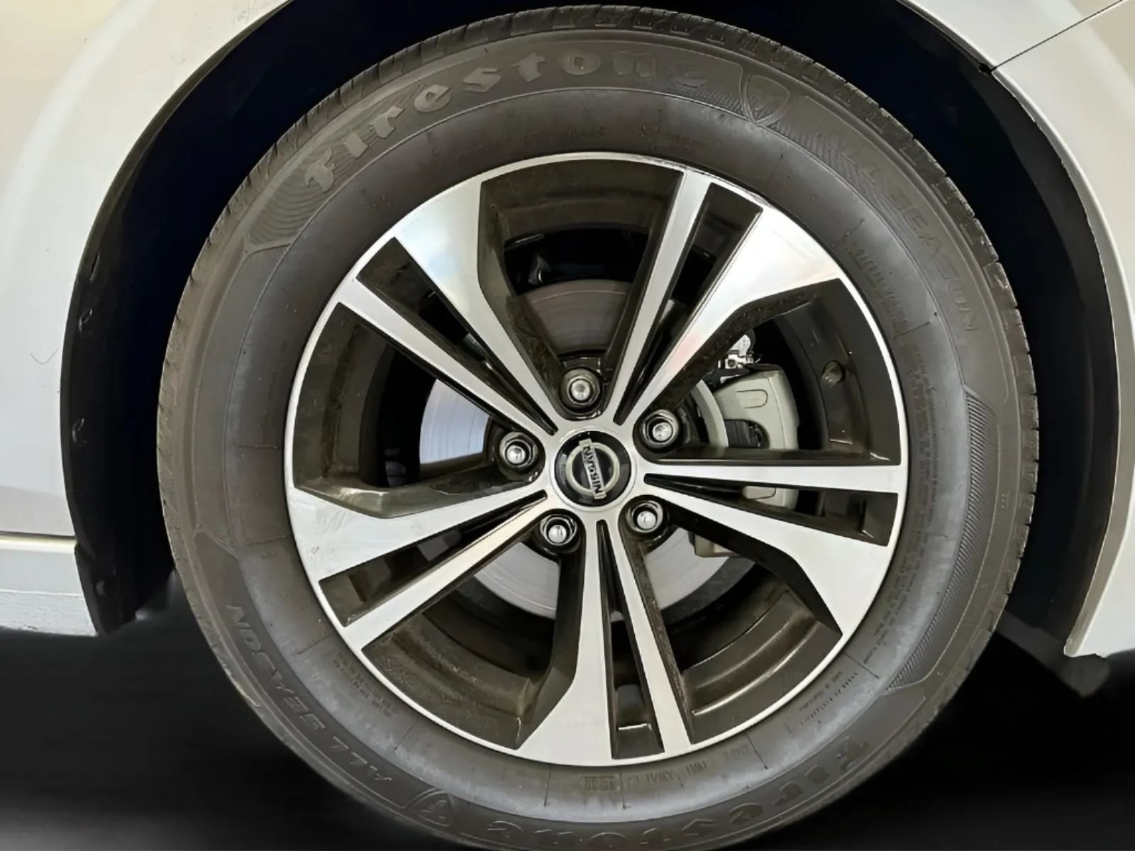 Used 2022 Nissan Sentra SV FWD image 27
