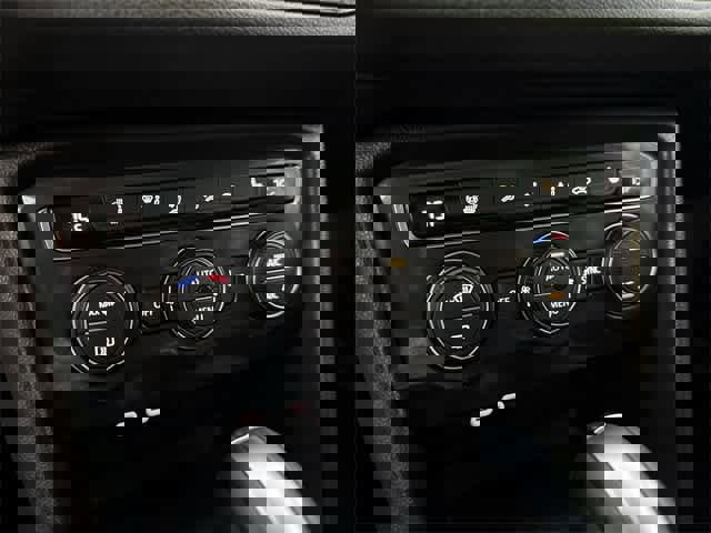 Used 2021 Volkswagen Tiguan SEL w/ 3-Row Tiguan MDO Package image 23