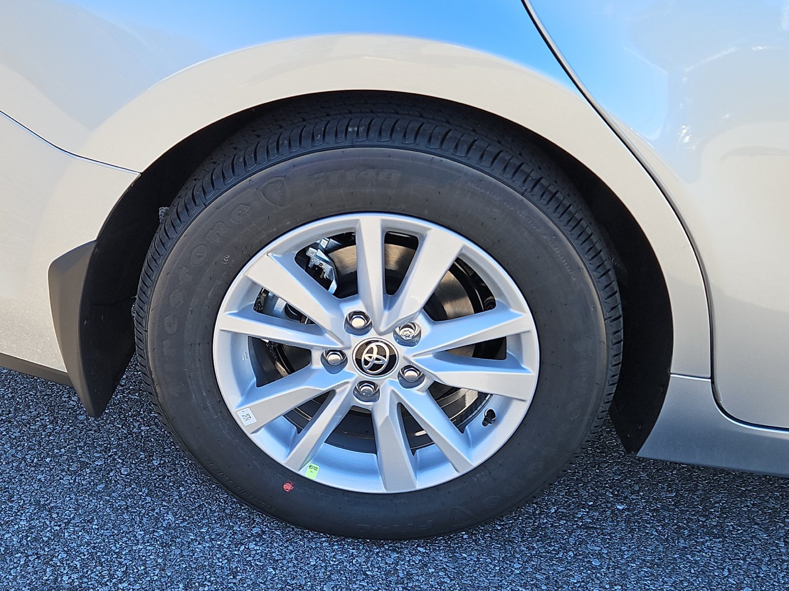 New 2026 Toyota Camry LE w/ Convenience Package FWD image 5