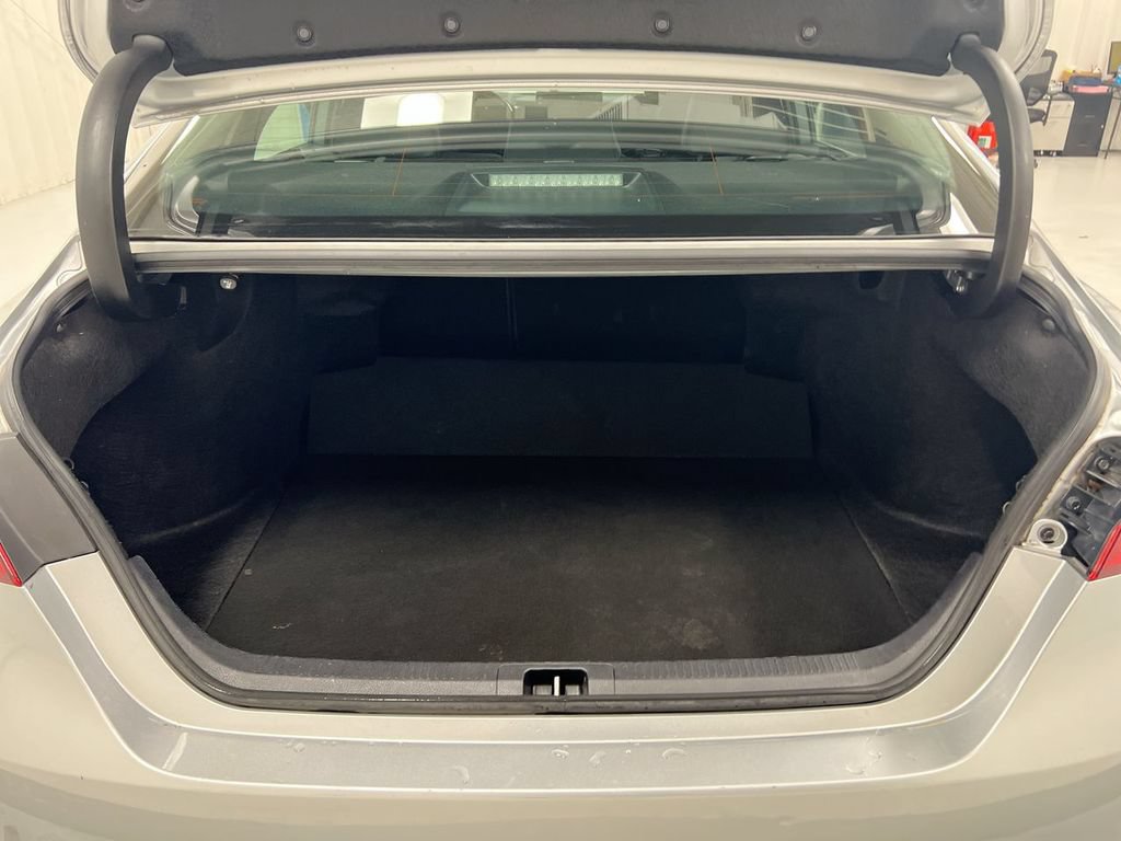 Used 2023 Toyota Camry XSE FWD image 23