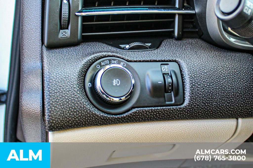 Used 2016 Chevrolet Malibu LTZ image 30