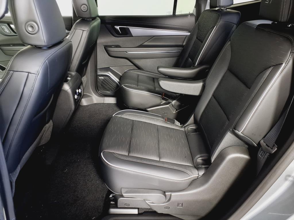 New 2026 Buick Enclave Sport Touring w/ Power Package image 17