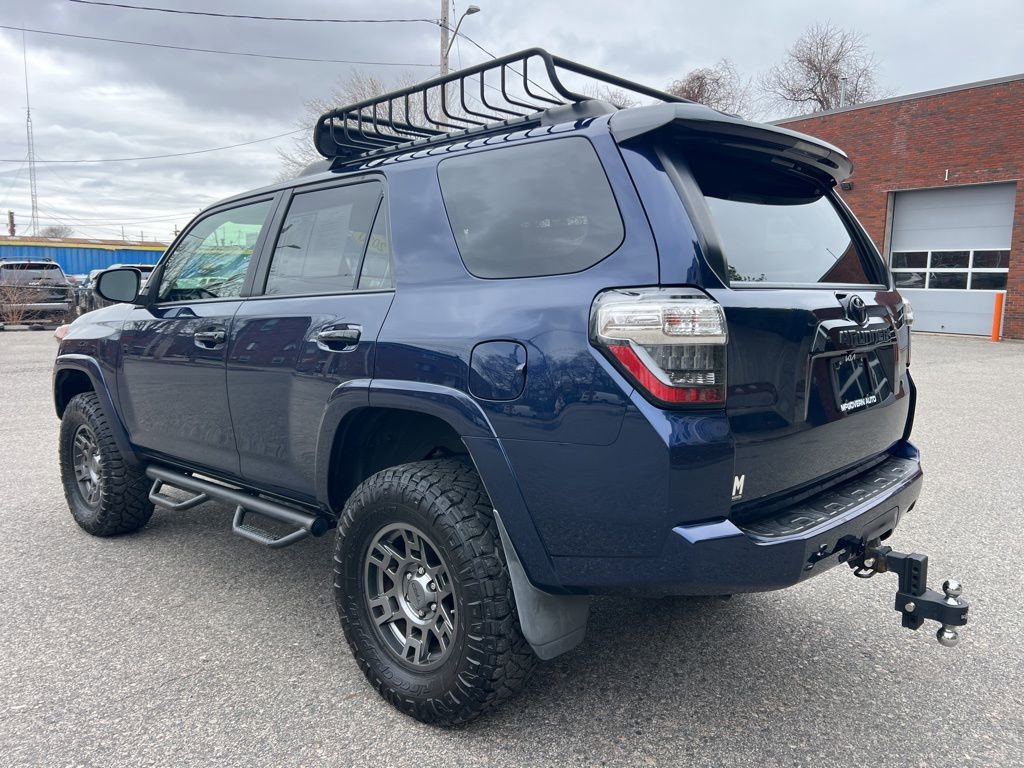 Used 2020 Toyota 4Runner Venture image 3
