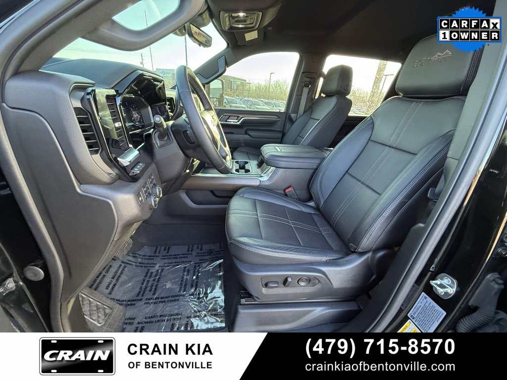 Used 2024 Chevrolet Silverado 2500 High Country w/ Midnight Edition image 22