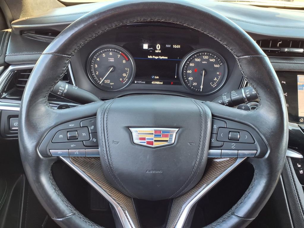Used 2023 Cadillac XT6 Premium Luxury w/ Platinum Package FWD image 12