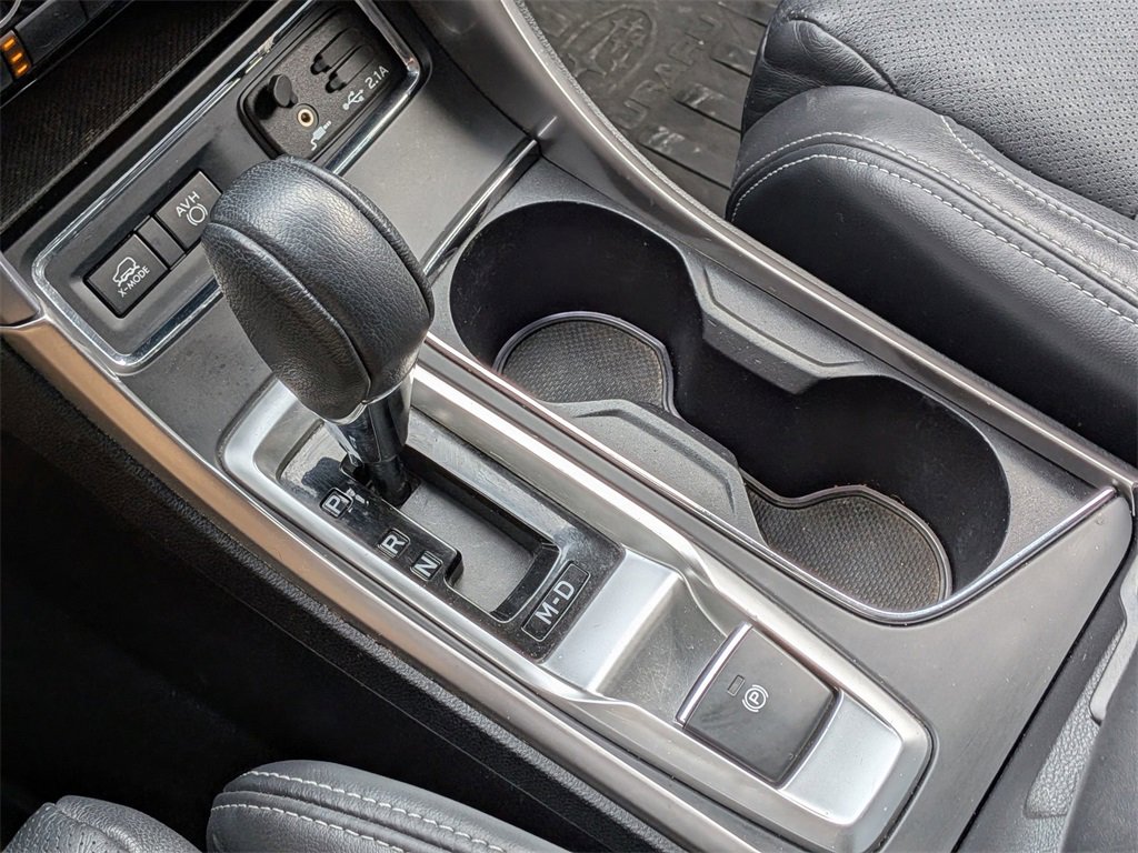 Used 2022 Subaru Ascent Limited w/ Technology Package image 18