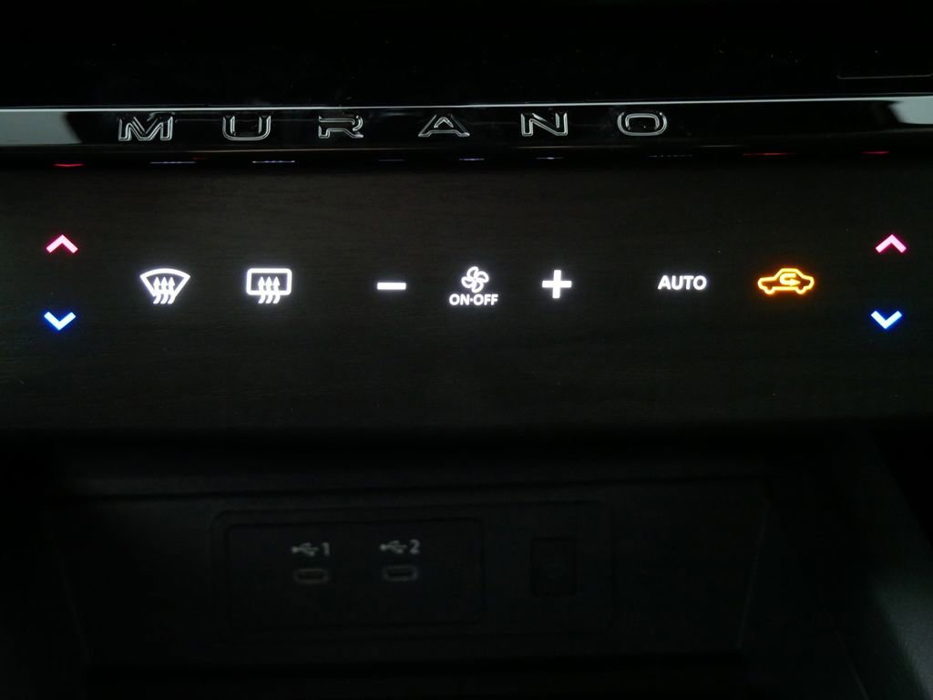 Used 2025 Nissan Murano SV AWD/4WD image 29