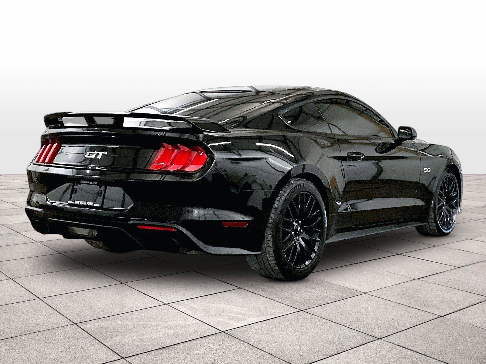 Certified 2018 Ford Mustang GT w/ GT Performance Package image 11