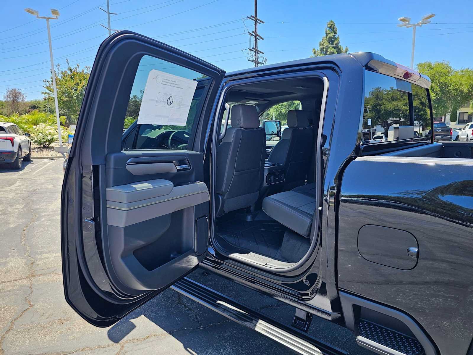New 2026 Chevrolet Silverado 2500 ZR2 AWD/4WD image 23