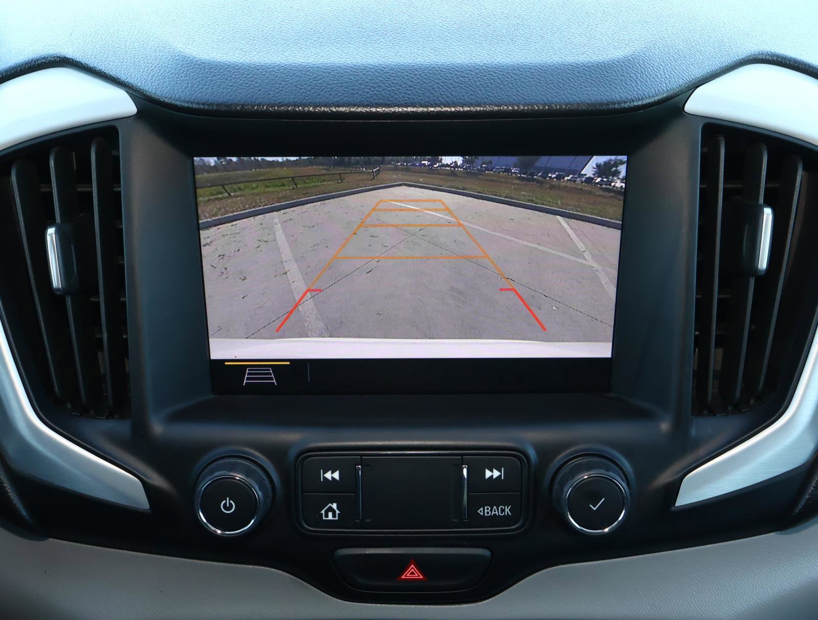 Used 2021 GMC Terrain SLE w/ Driver Convenience Package image 27