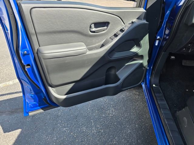 New 2026 Nissan Frontier SV w/ SV Convenience Package AWD/4WD image 10