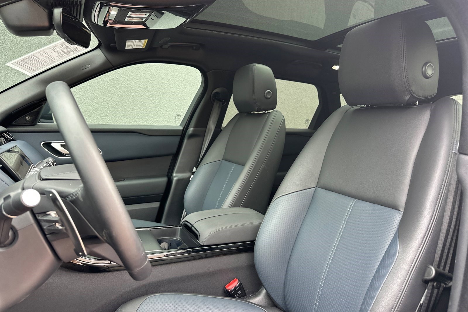 Used 2026 Land Rover Range Rover Velar S image 6