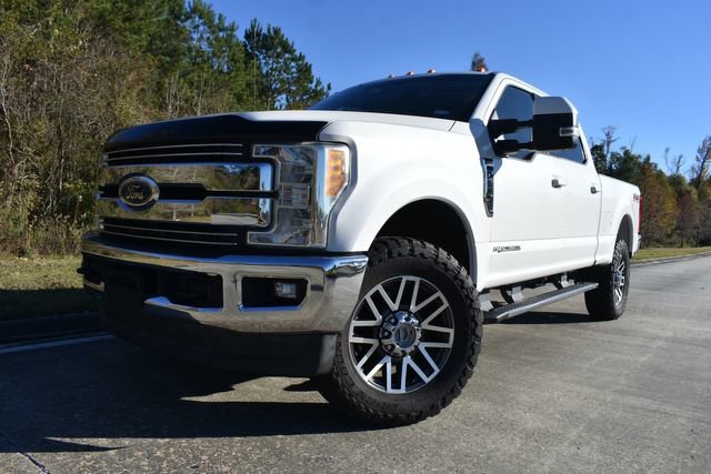 Used 2017 Ford F250 Lariat w/ Lariat Value Package image 5
